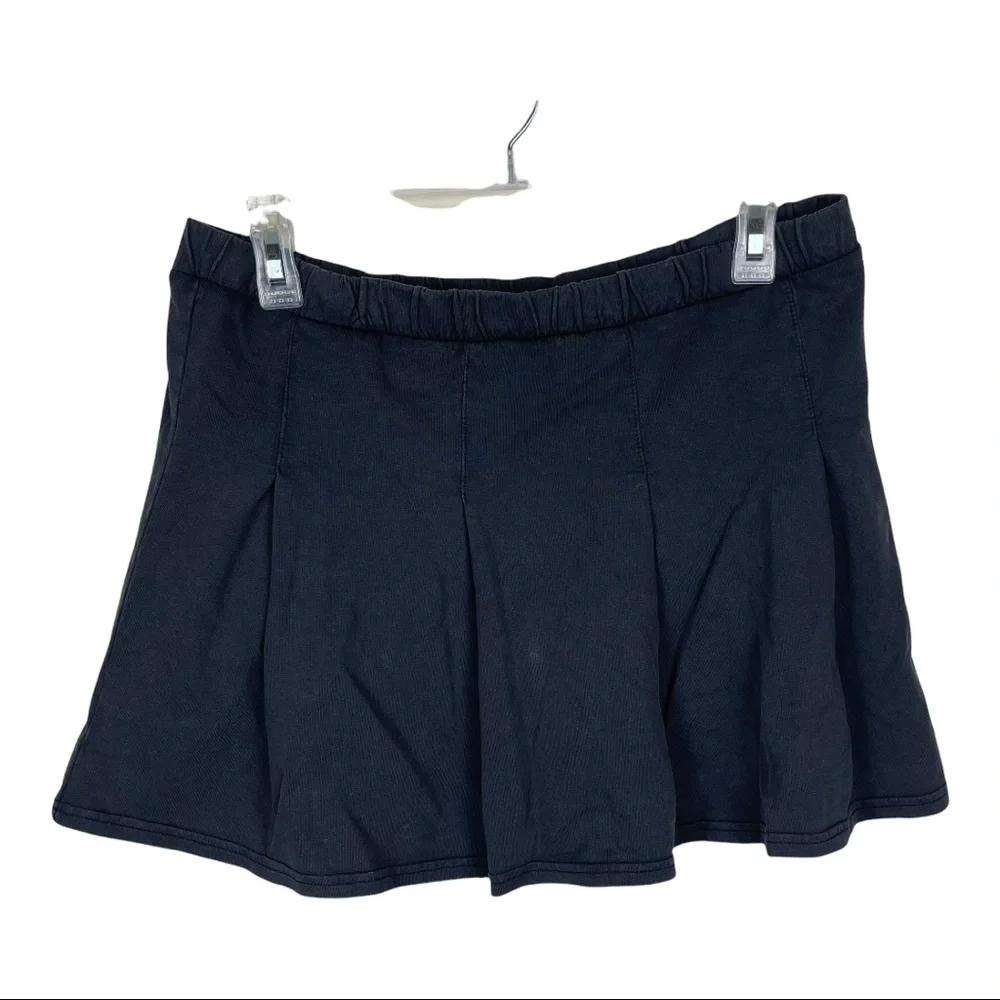 Urban Nation NWOT Gray Ruffle Mini‎ Skirt Size L - Picture 4 of 7